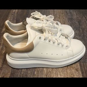 SOLD-Authentic Alexander McQueen Larry sneakers